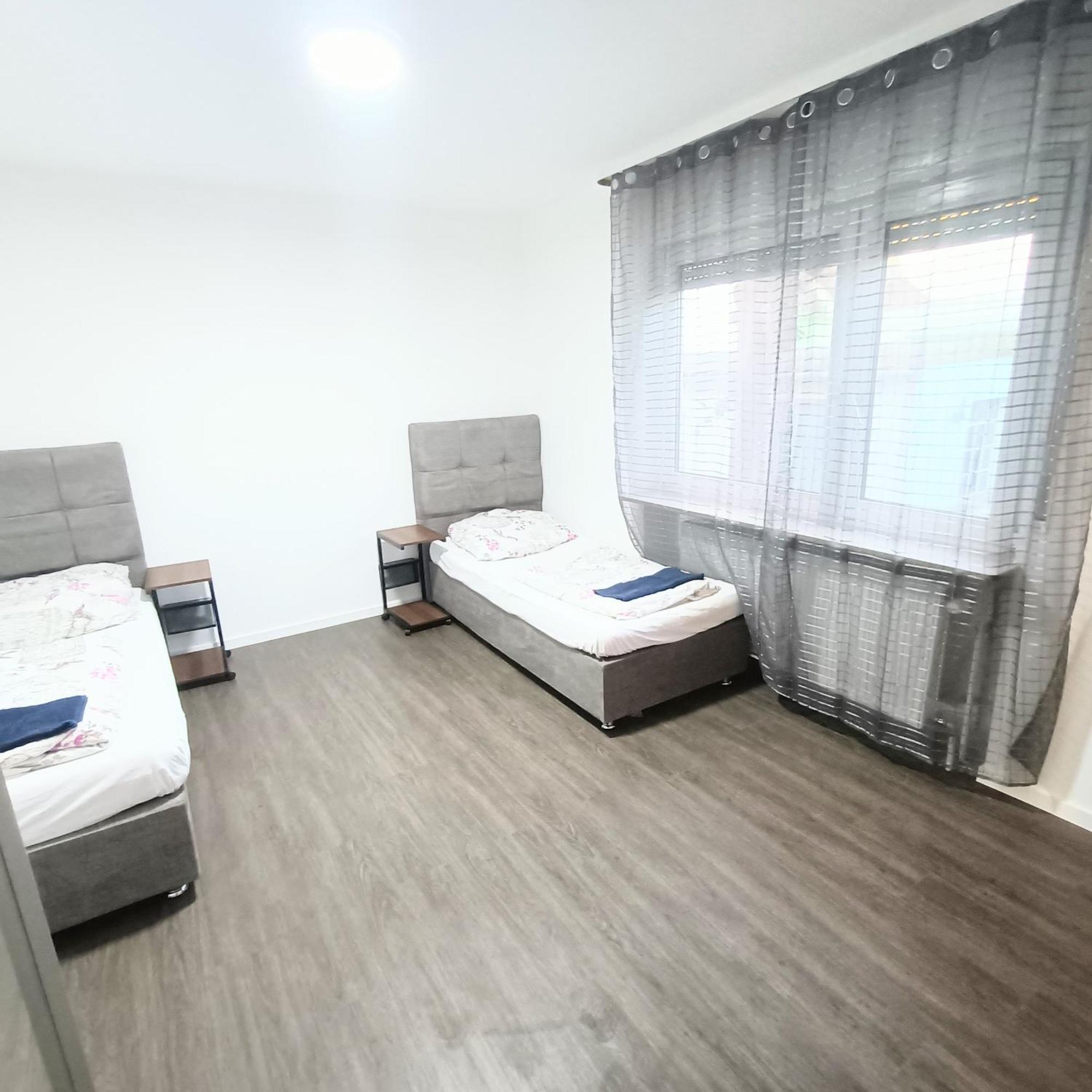 Fmi 9 Accommodation Raunheim Exteriör bild