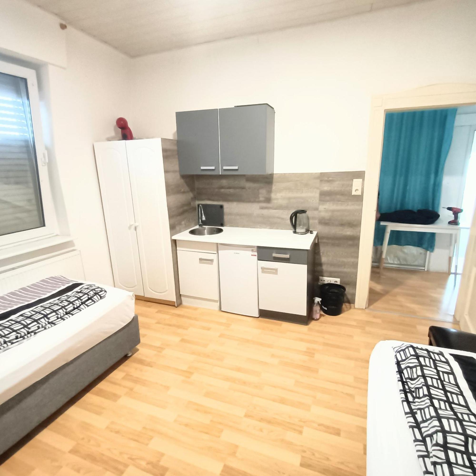 Fmi 9 Accommodation Raunheim Exteriör bild